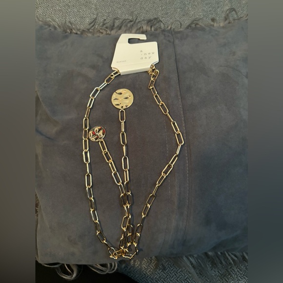 A New Day Chain Link Necklace with Hammered Pendant - Picture 3 of 4